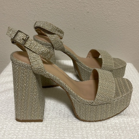 WILD DIVA Champagne Aisha Raffia Platform Heels Size 9 - Picture 7 of 9